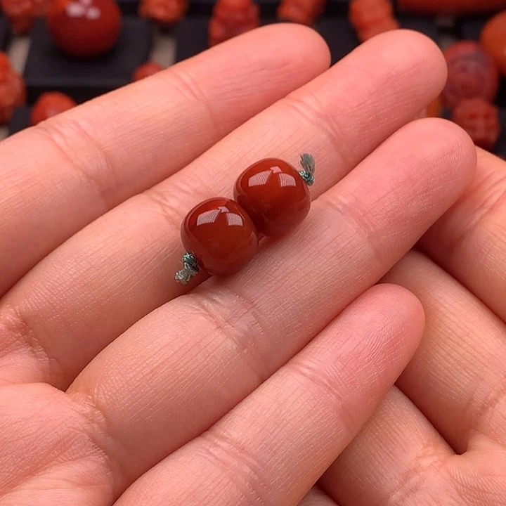 南红玛瑙未镶嵌原矿老型对珠10MM