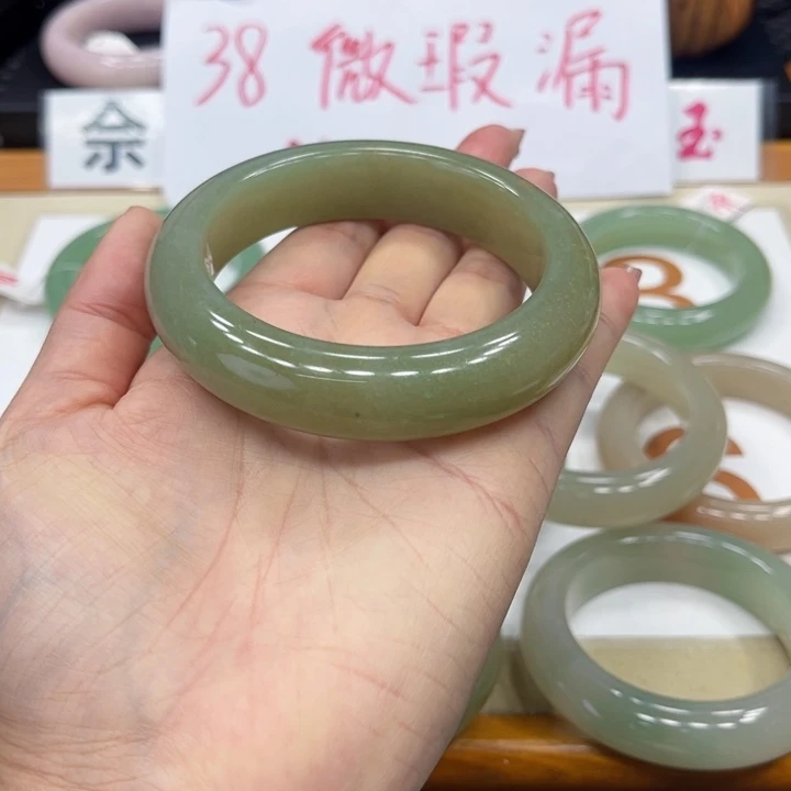 未镶嵌手镯石英质玉(****明