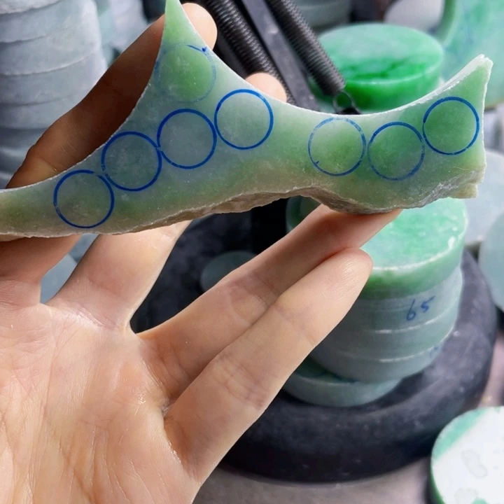 翡翠裸石天然A货翡翠