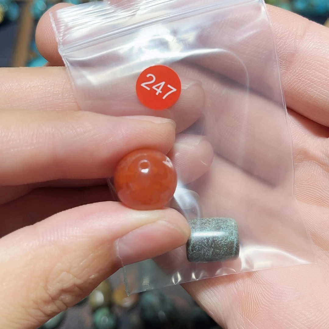 聂***北玛瑙/玉髓未镶嵌圆珠桶珠老型手串！！