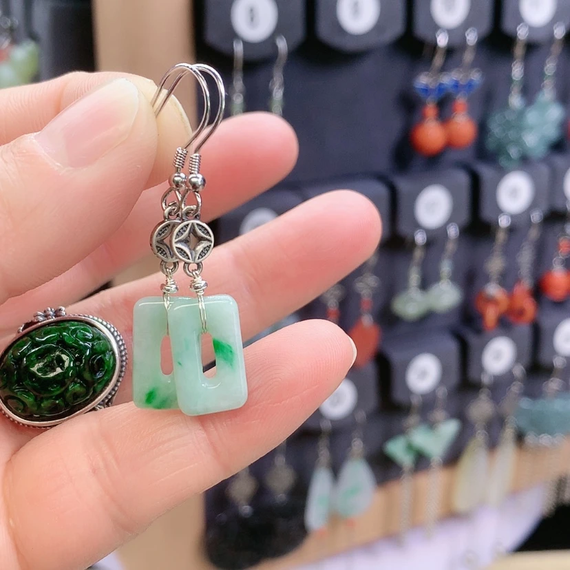 【闪购商品】翡翠耳饰银S925镶嵌Y**g精美的