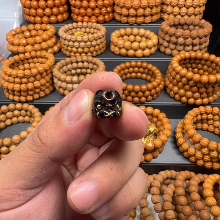 猴头核桃手串学***装啊呆