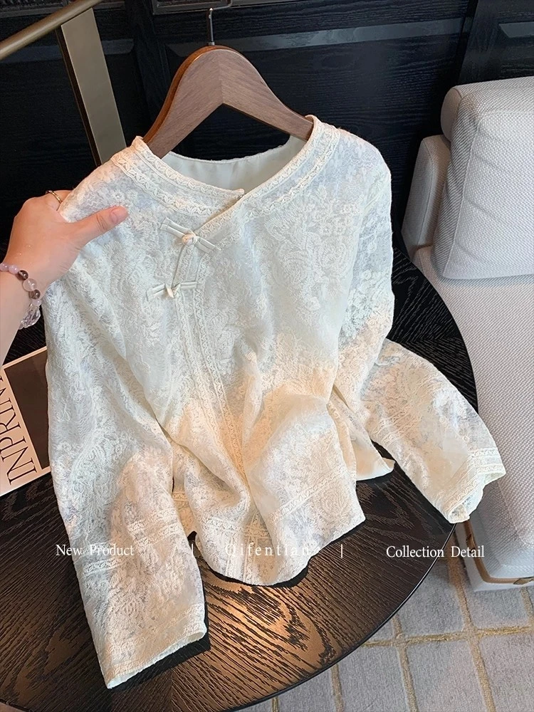 新中式提花刺绣斜襟盘扣衬衫女早秋2025清冷高级气质国风别致上衣