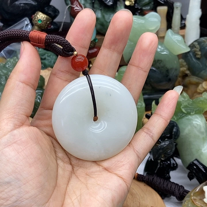 未镶嵌岫玉手把件