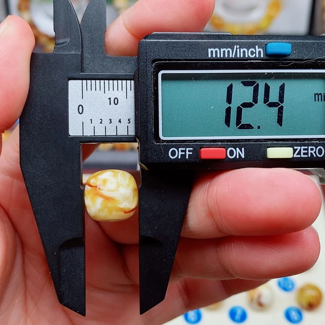 未镶嵌琥珀裸石蜜蜡