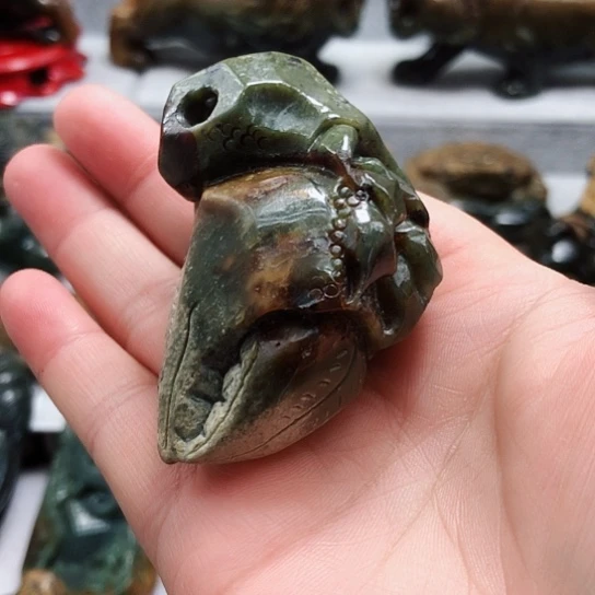 岫岩河磨玉（透闪石质玉）把件未镶嵌