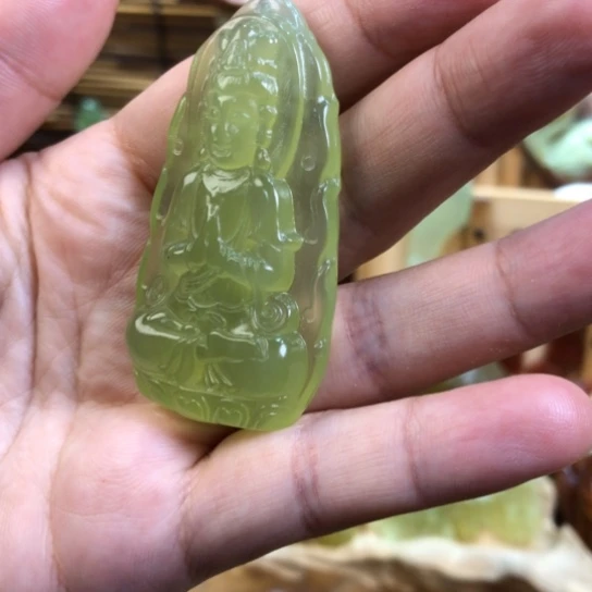 未镶嵌蛇纹石玉颈饰