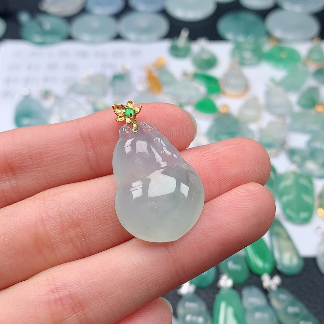 翡翠颈饰18K金镶嵌小**@天然翡翠