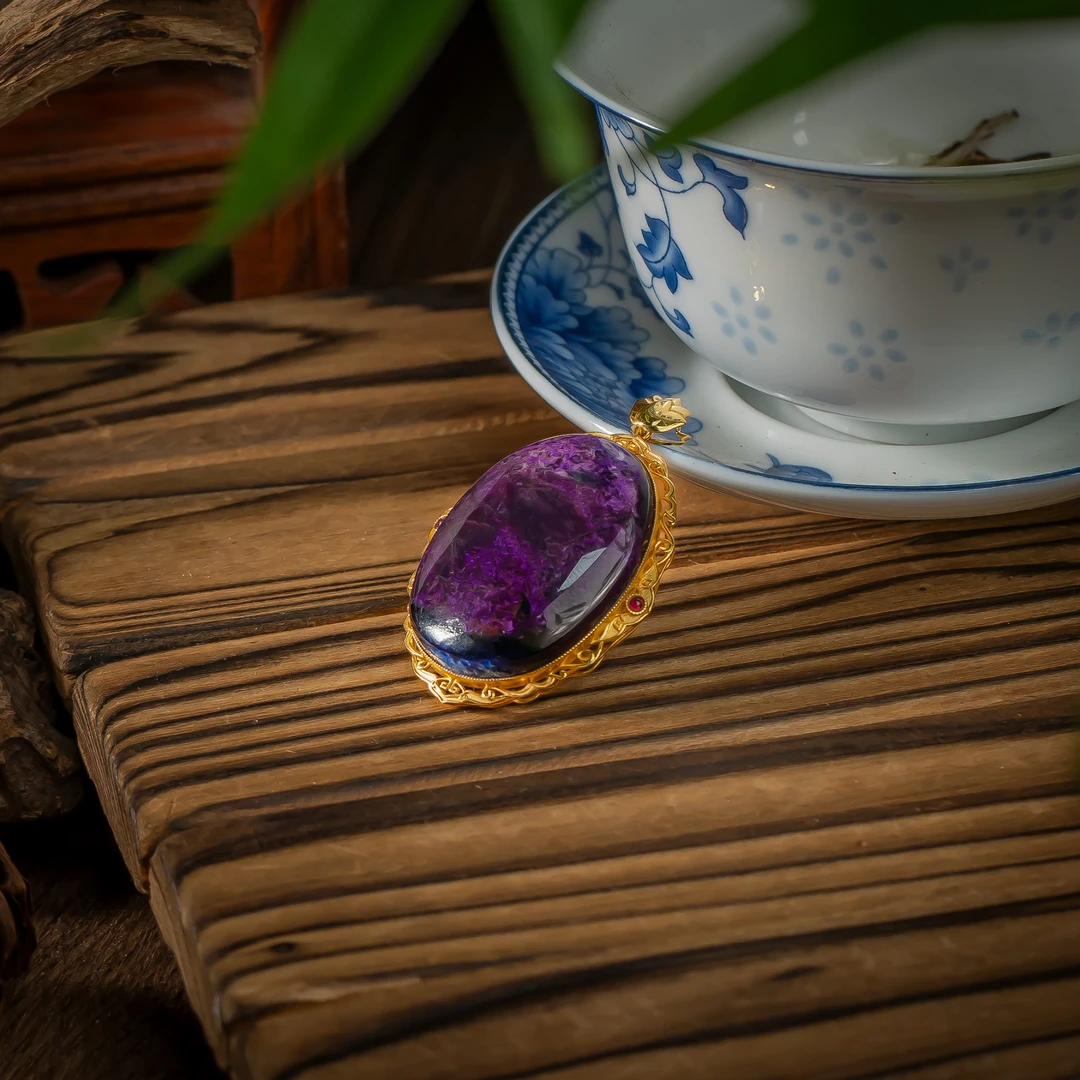 世间臻宝-传承品舒俱来蛋面吊坠/多样性发/发一件/P6705/