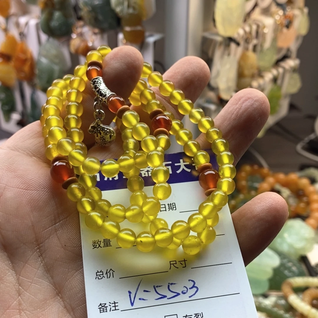 未镶嵌蛇纹石玉颈饰
