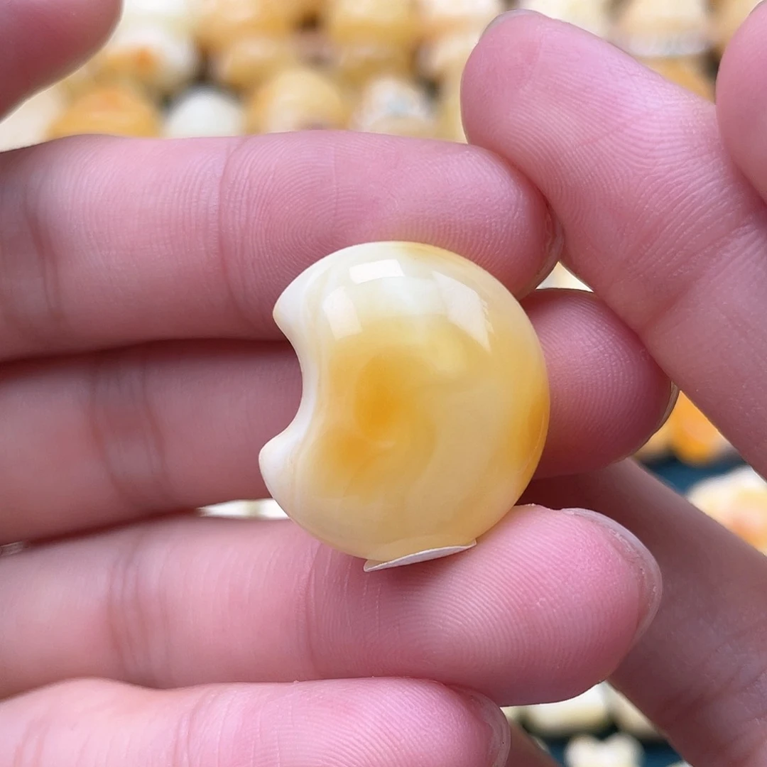 未镶嵌琥珀裸石蜜蜡