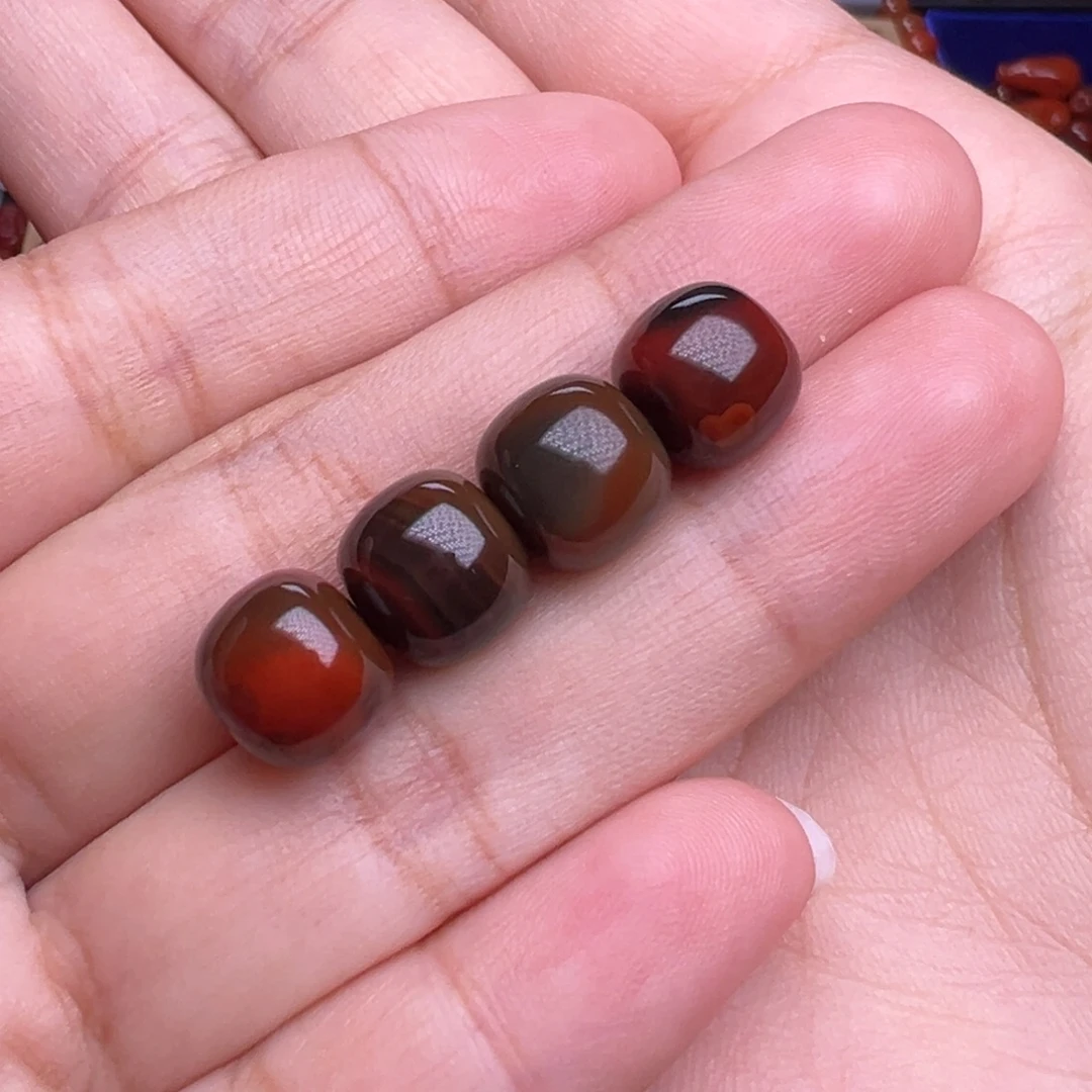 S***氚南红玛瑙未镶嵌珠宝奇石