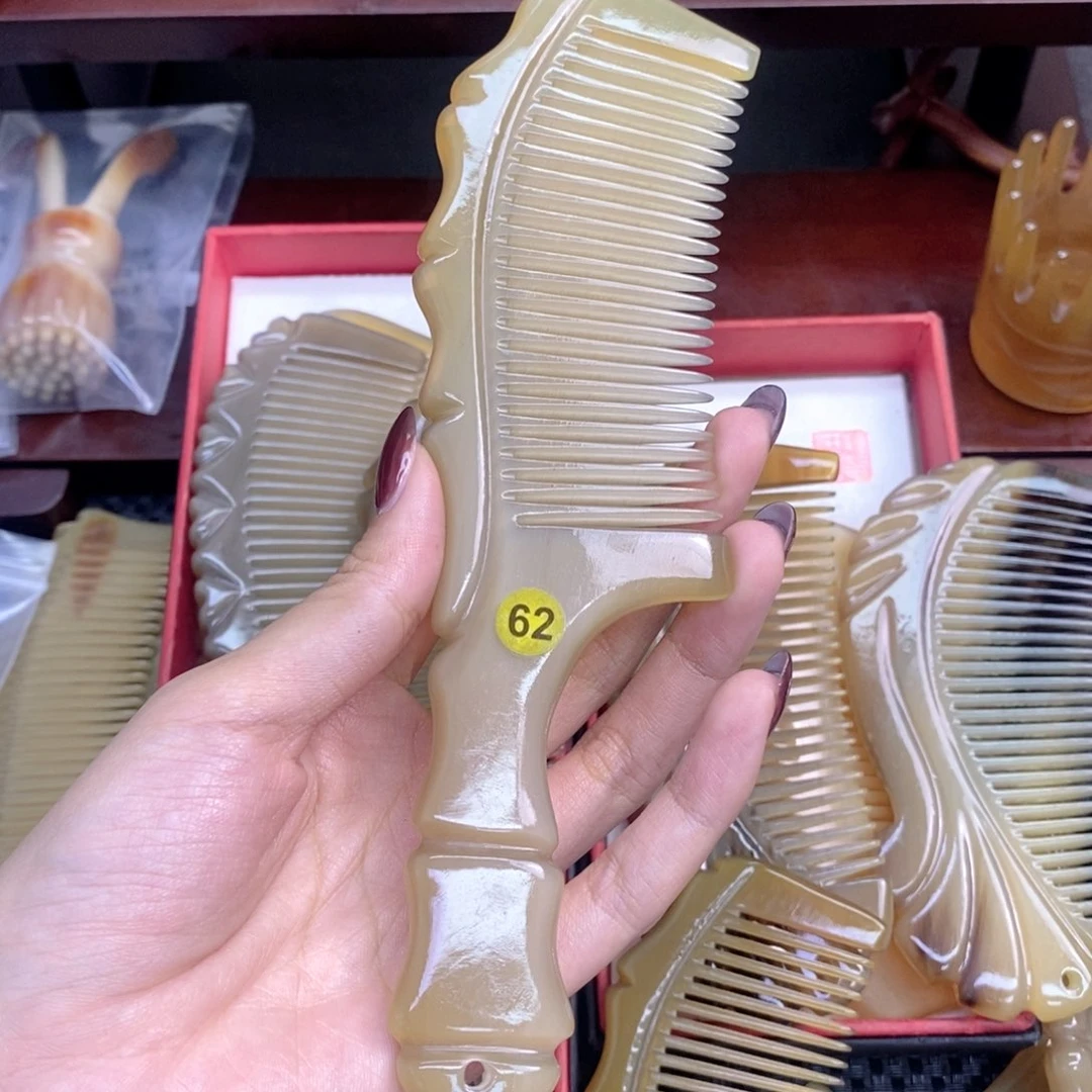 纯手工制作纯牛角梳子若**人