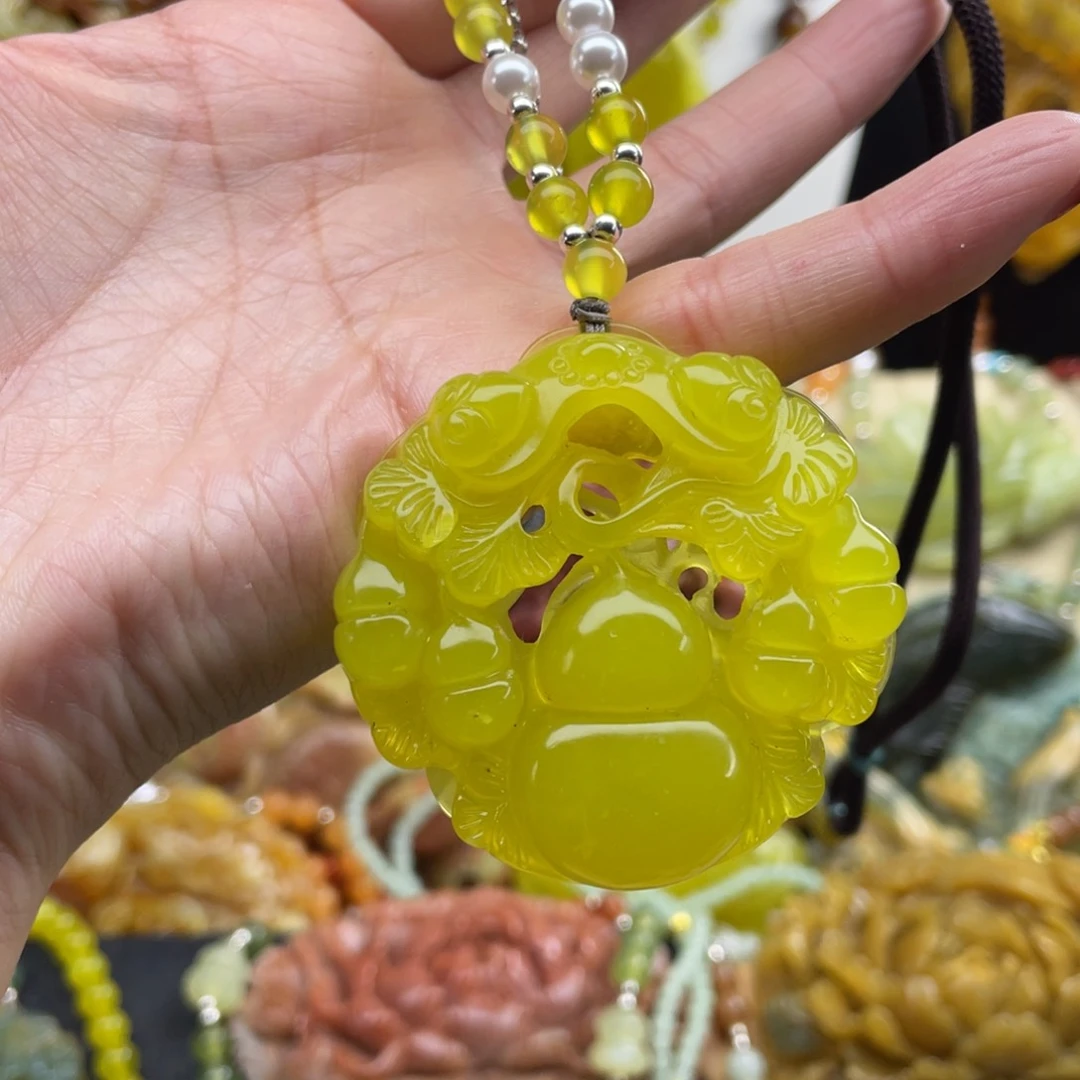未镶嵌蛇纹石玉颈饰