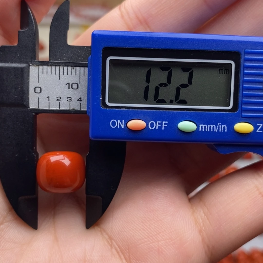 南红玛瑙配饰未镶嵌高*生瑕疵漏价