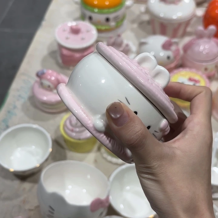 瓷片在这两位的共同