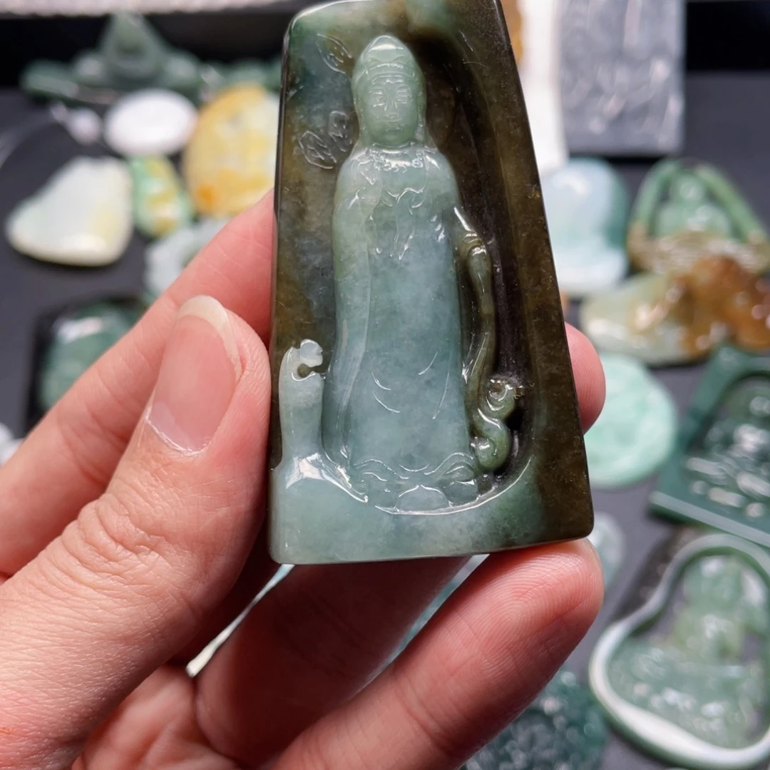 颈饰未镶嵌翡翠翡翠