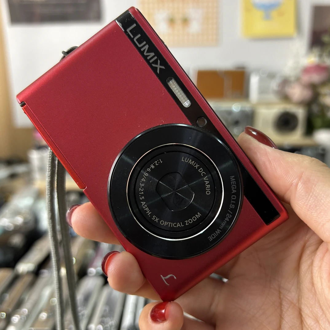 9新 Panasonic/松下 松下xs1 1610w像素5倍光学变焦