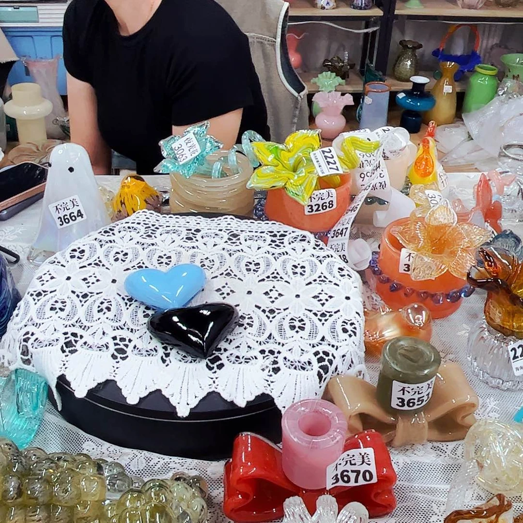 2个爱心摆件 家悦琉璃工艺品