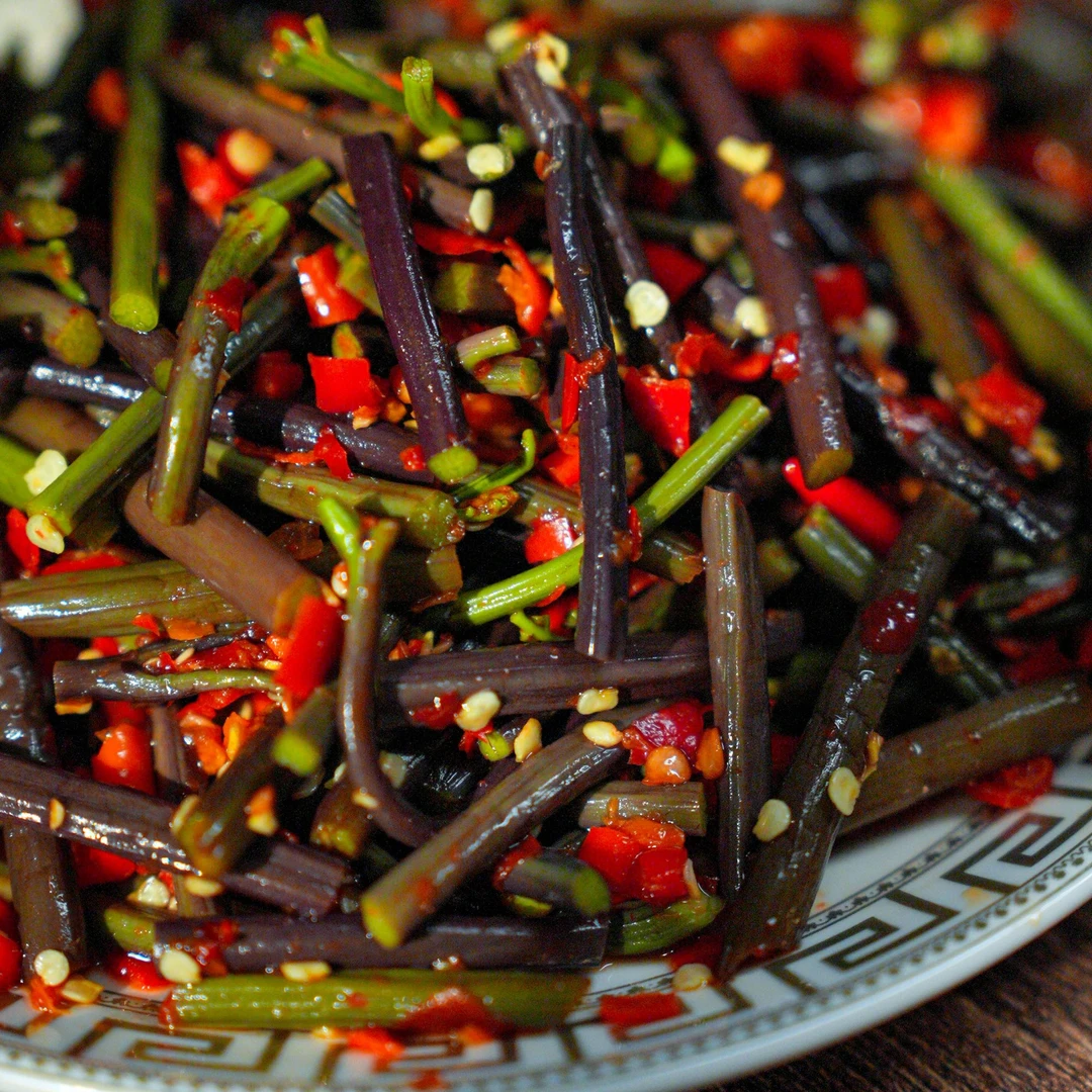 香辣蕨菜新鲜湖南特产即食腌制爽口下饭蕨菜开味剁辣椒农家拌饭菜
