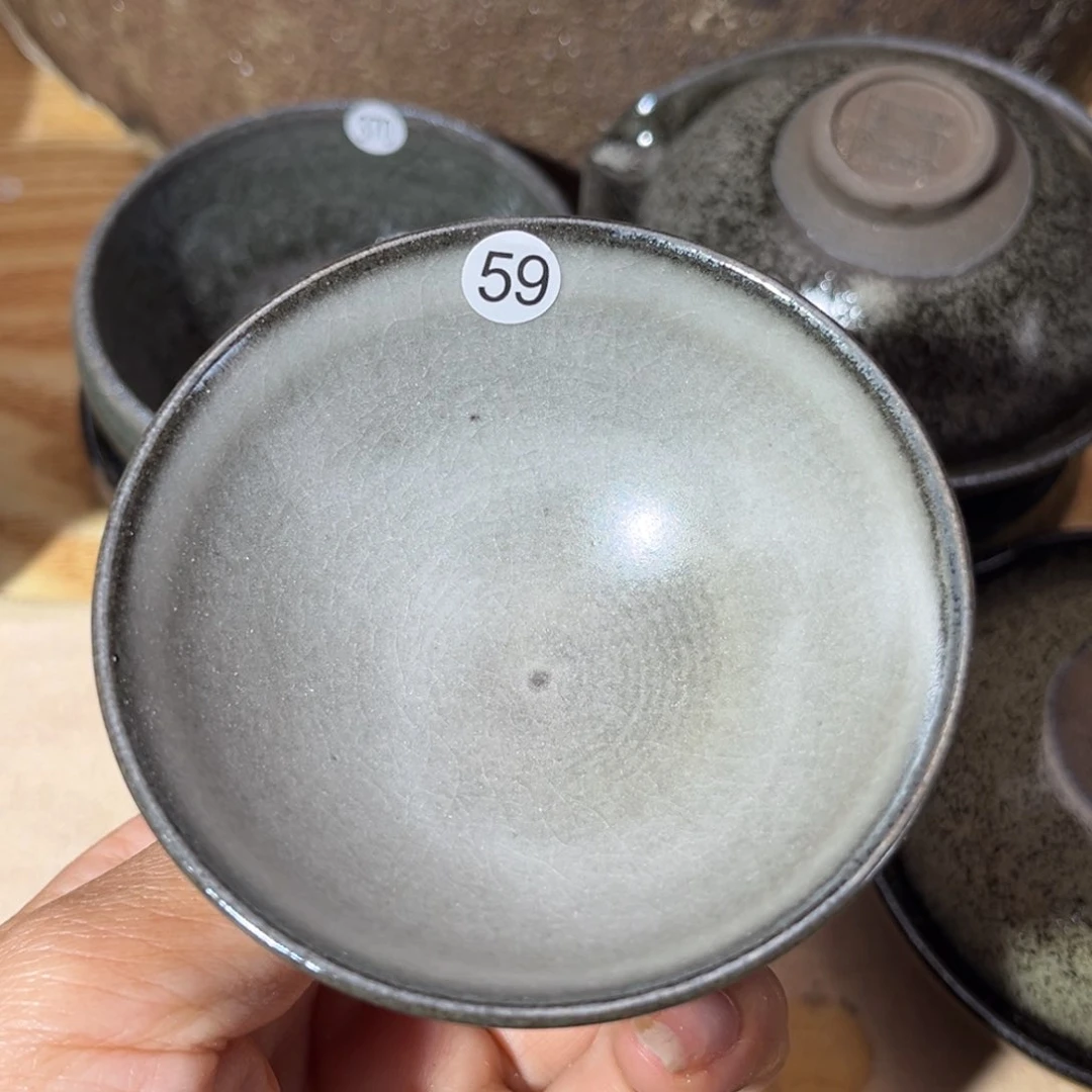 茶盏义兴龙窑坚持真柴烧