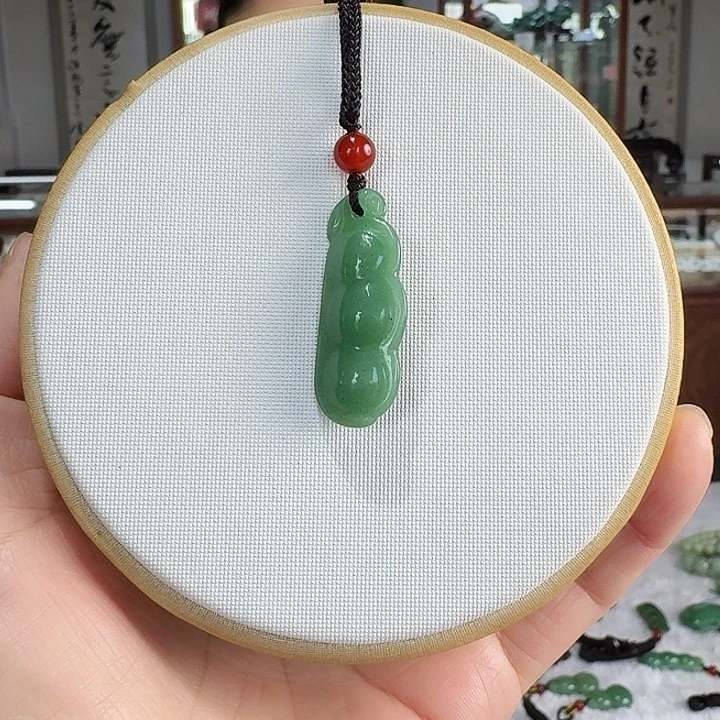 密玉（石英质玉）未镶嵌吊坠