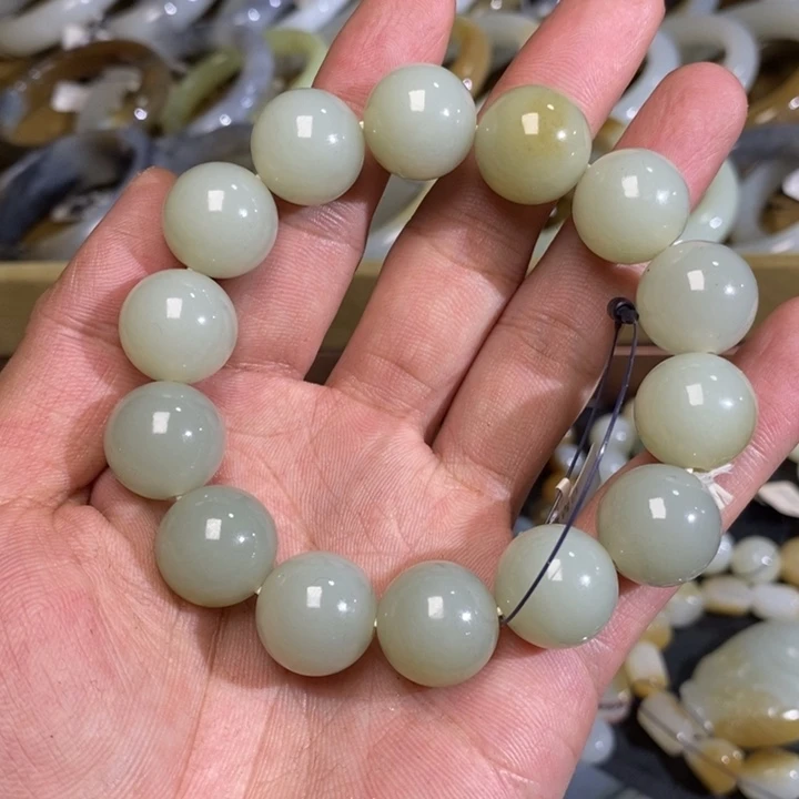 未镶嵌手链和田玉新疆且末近矿糖青白圆珠手串