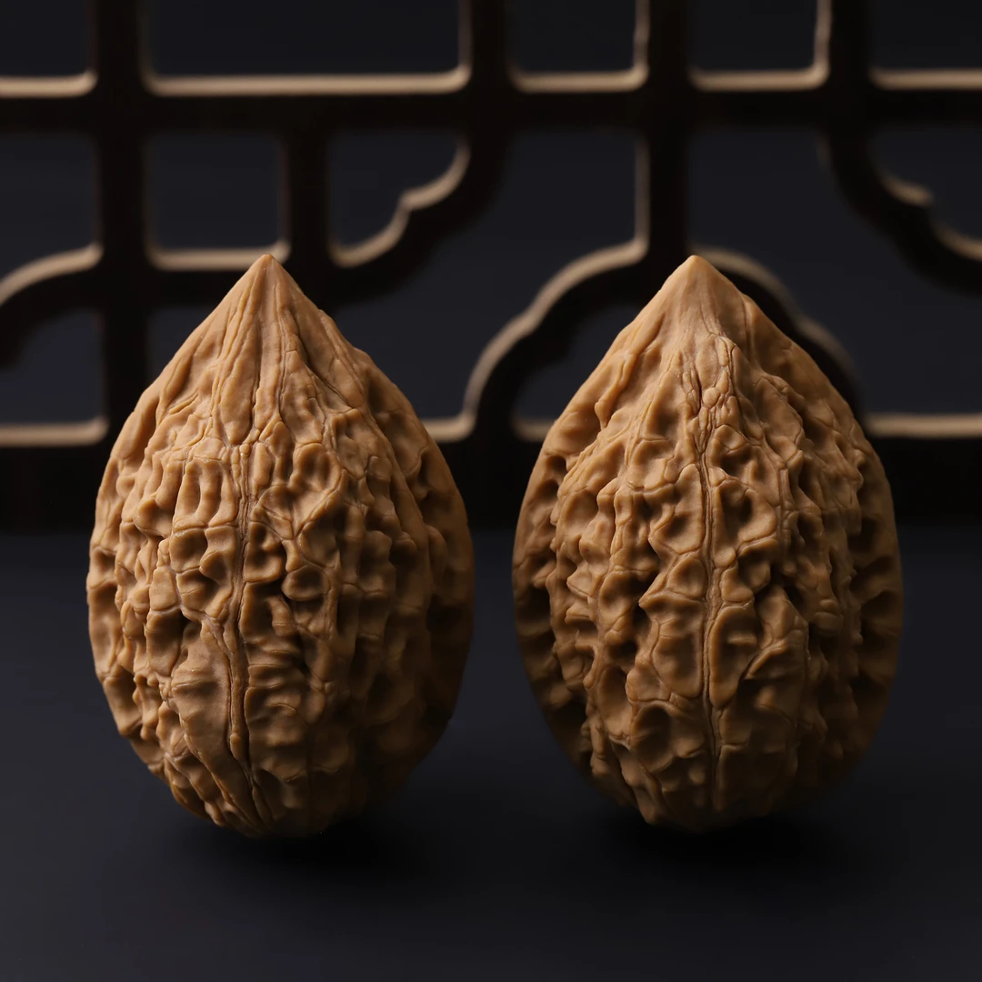 HT1029-5【长治鸡心】微微微修文玩核桃手把件