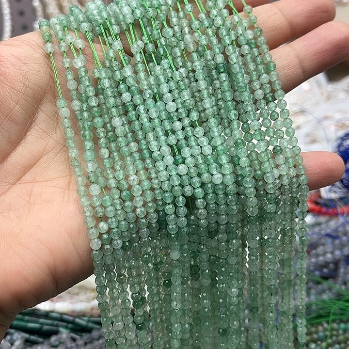 玛瑙/玉髓未镶嵌珠宝半成品一条3mm左右绿草莓刻面