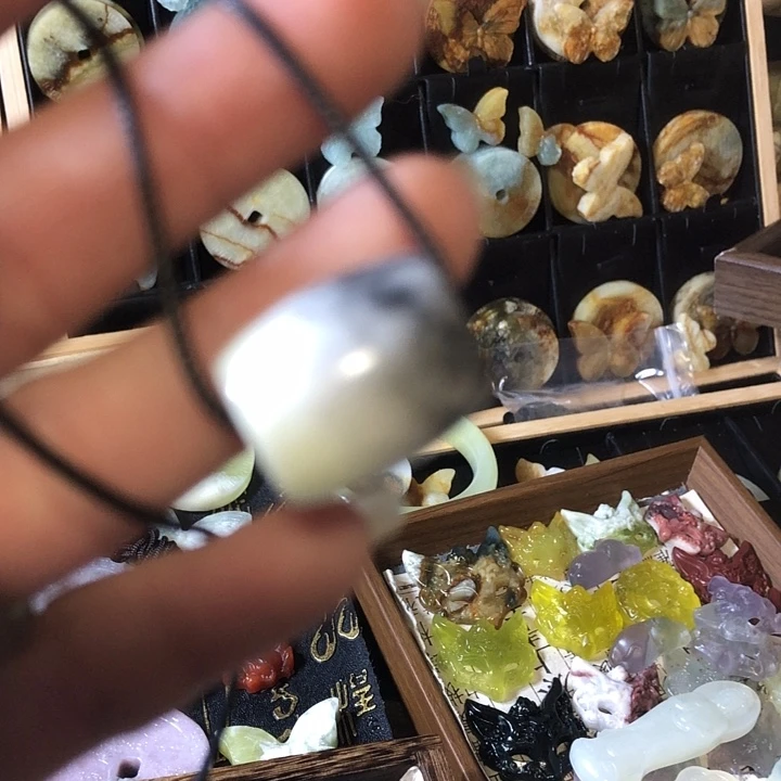 岫玉未镶嵌岫玉挂件