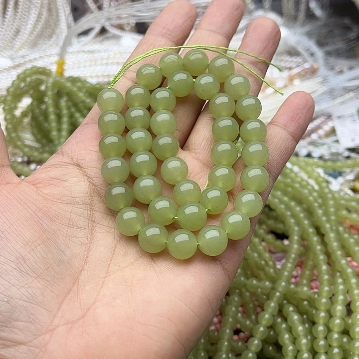 玛瑙/玉髓未镶嵌珠宝半成品一条10mm左右晴水