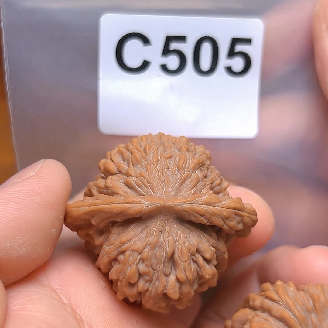 文玩核桃吊坠42免四座楼