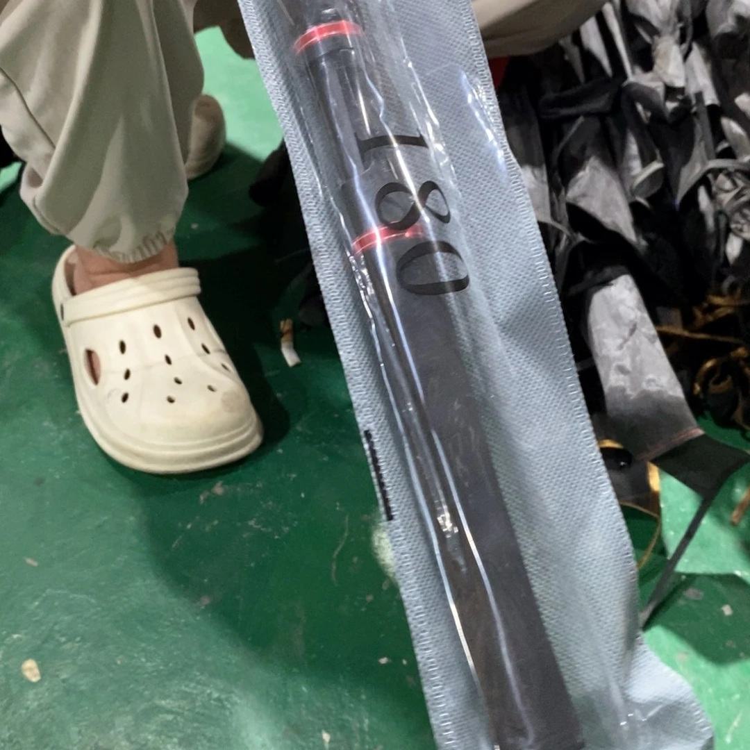 伸缩路亚路滑杆直柄1.8
