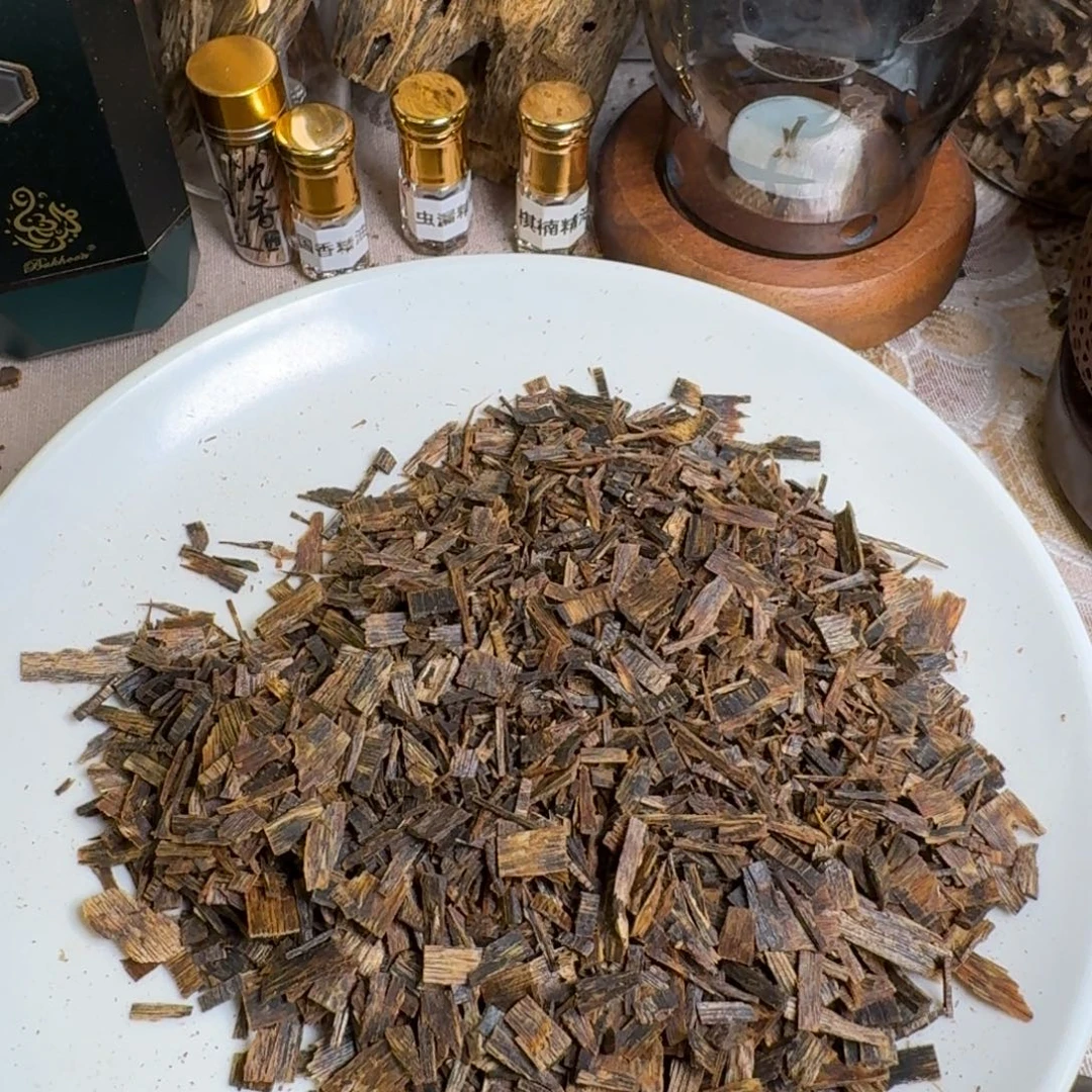 慧***耀沉香碎屑沉香沉香奇楠糖结沉水牌油切料