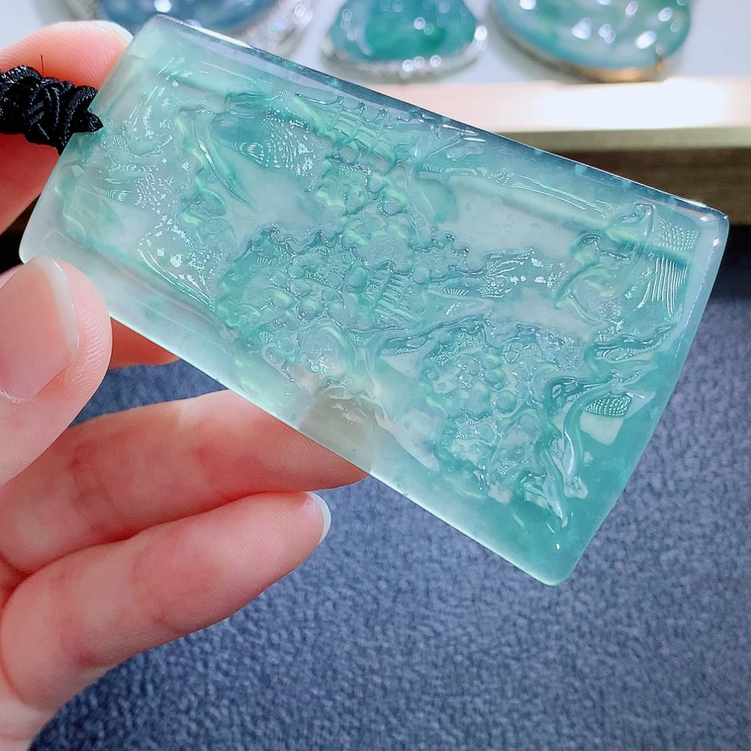 颈饰未镶嵌翡翠翡翠