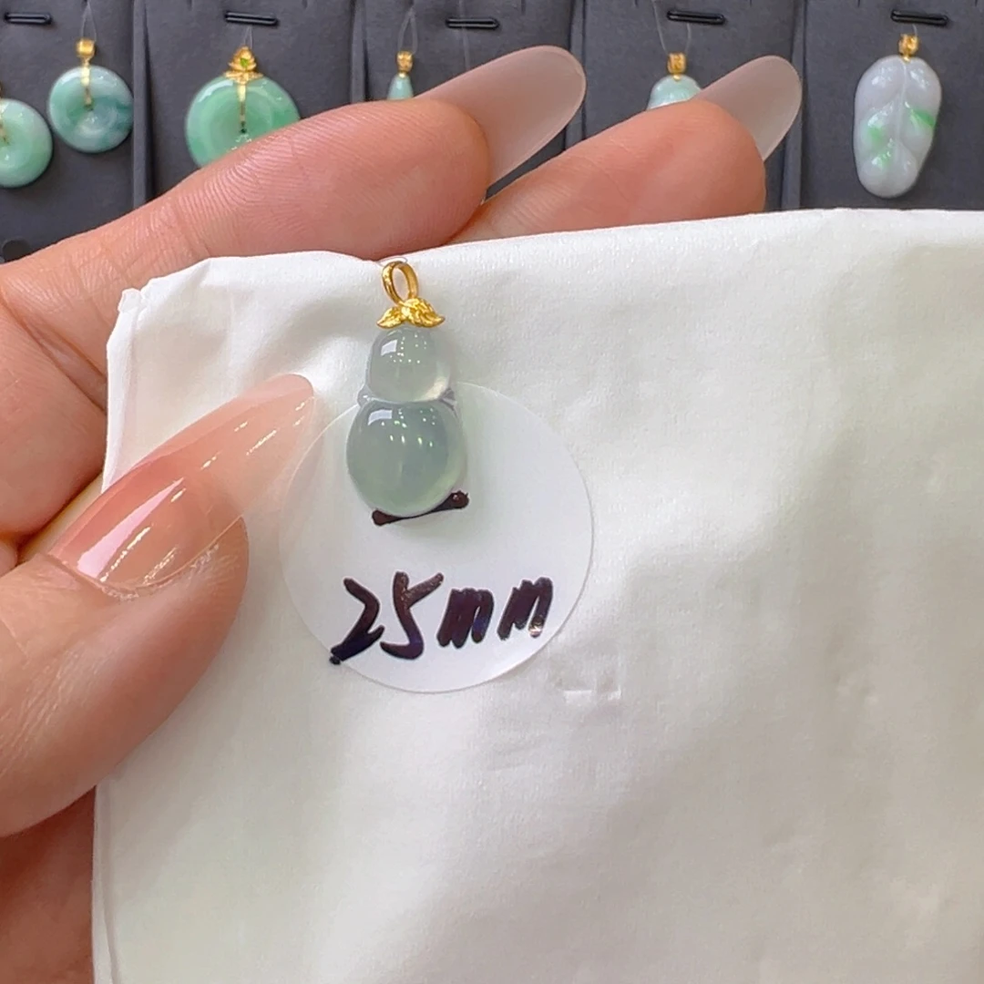 吊坠(不含链)18K金镶嵌翡翠