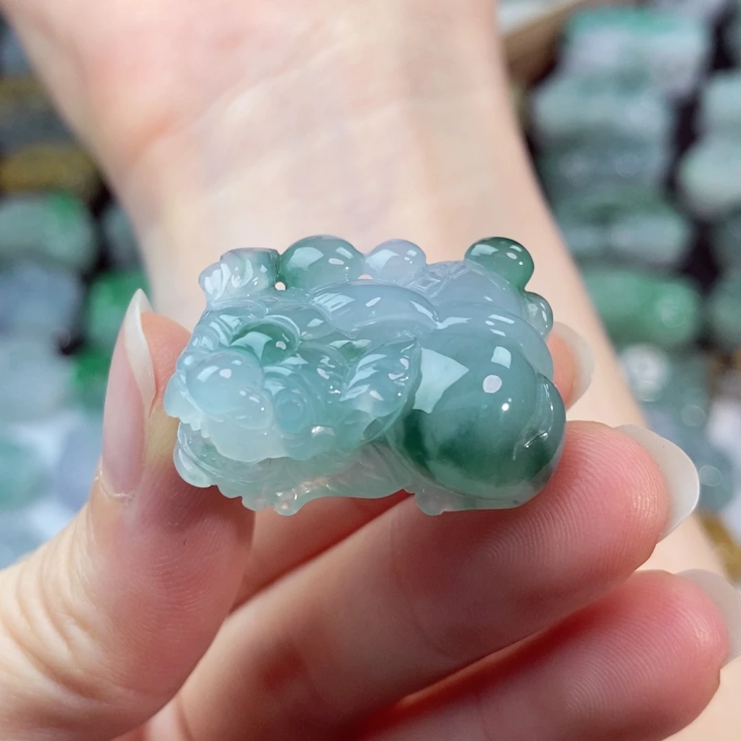 翡翠未镶嵌颈饰天然