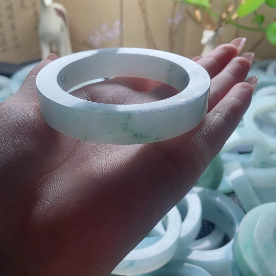 乐***乐定制翡翠未镶嵌AA