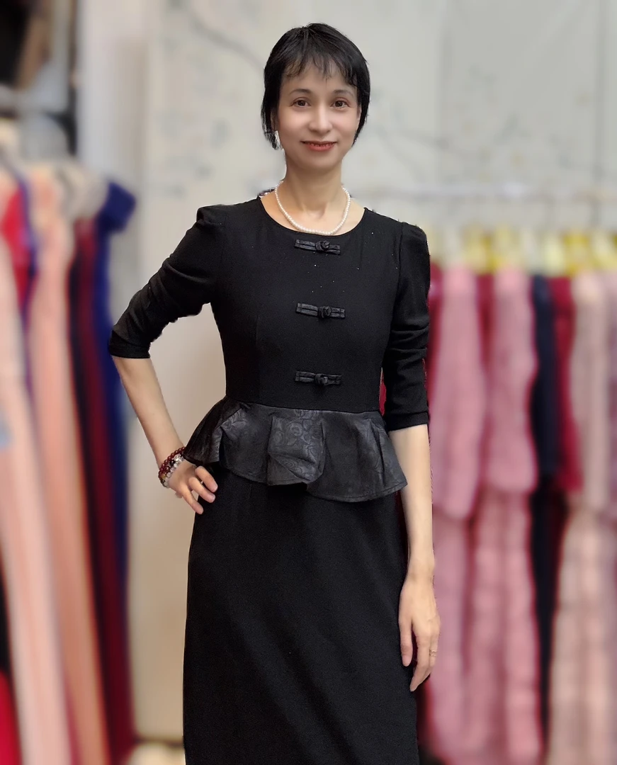 小香风小黑裙优雅大气