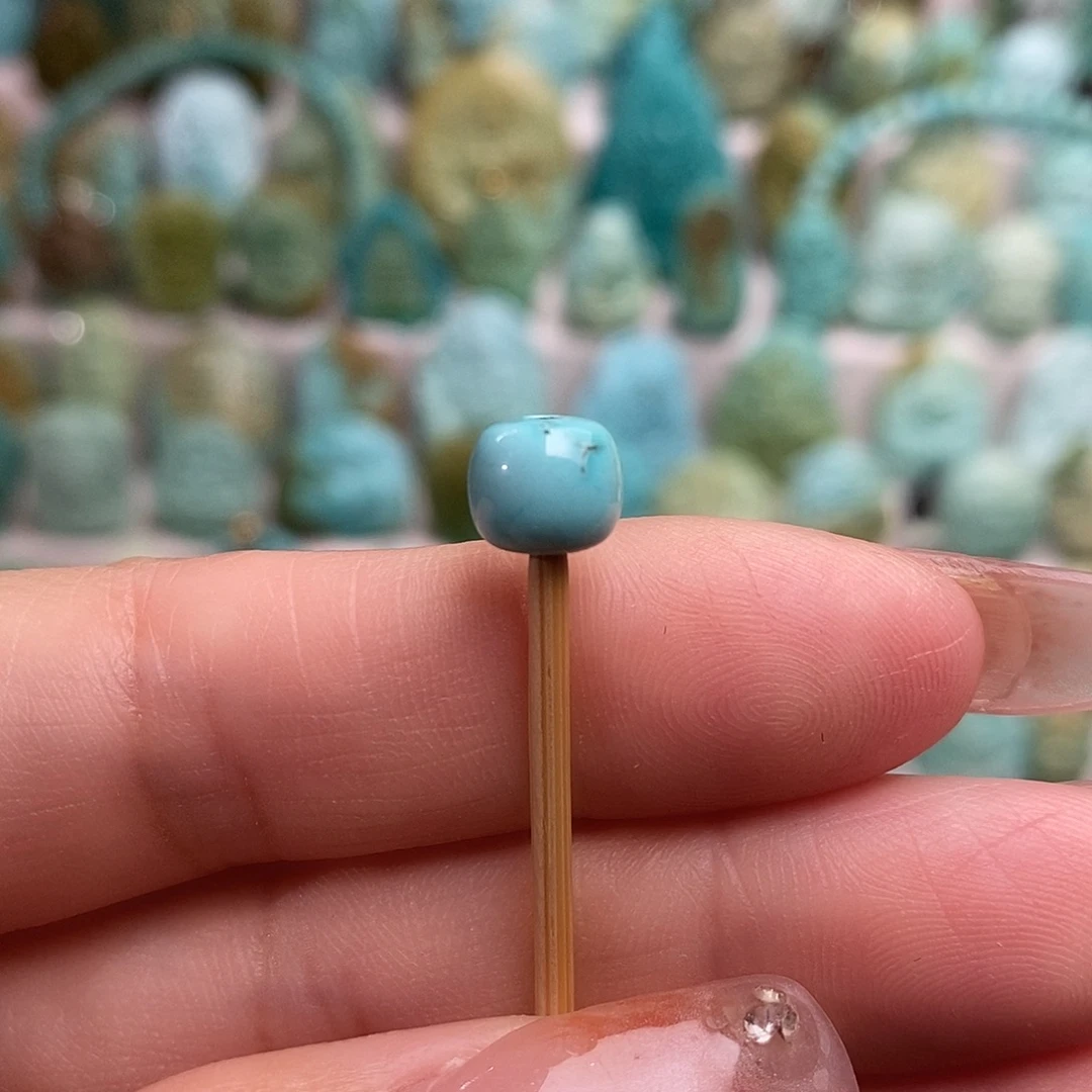 绿松石未镶嵌绿松石