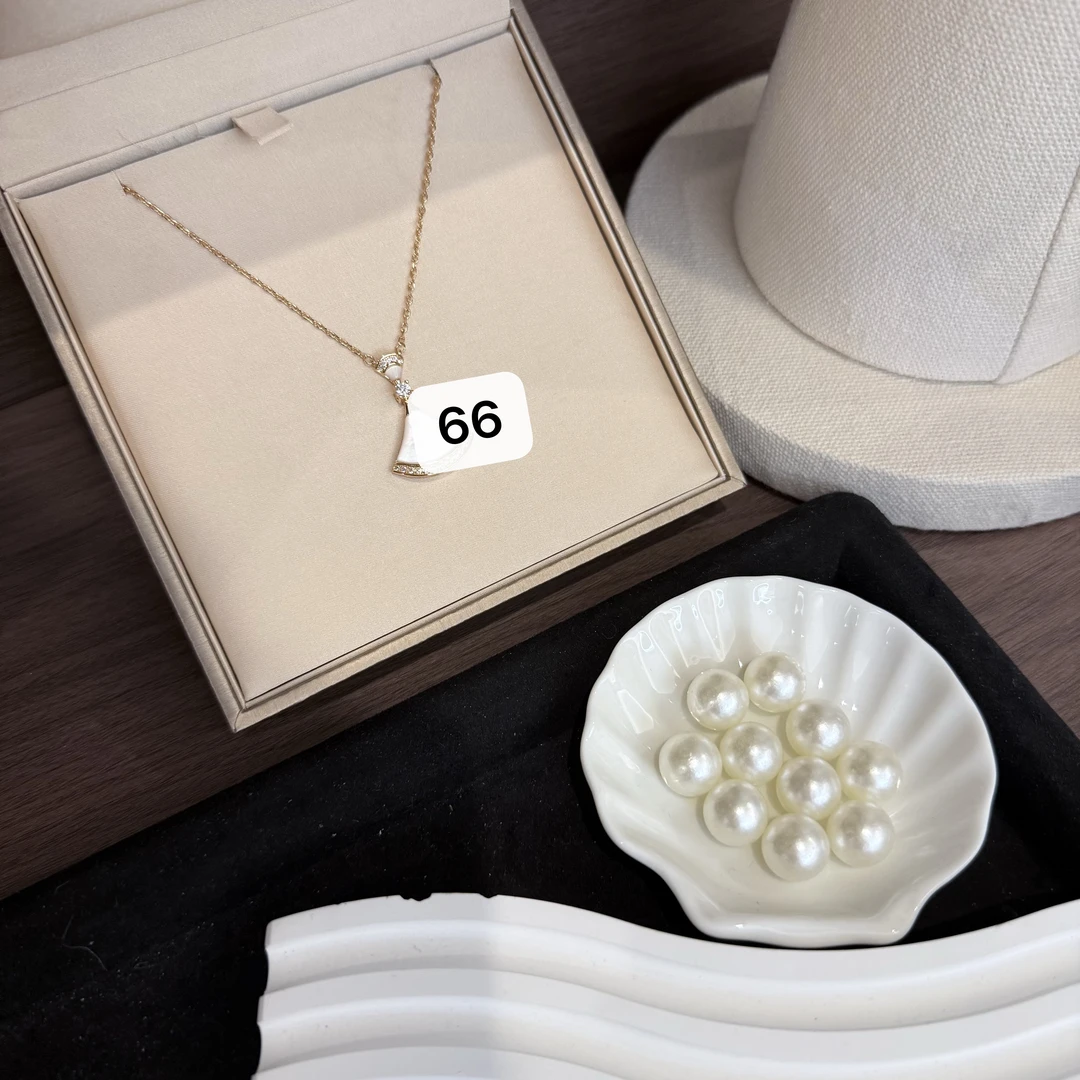 V金重工  简约时尚项链