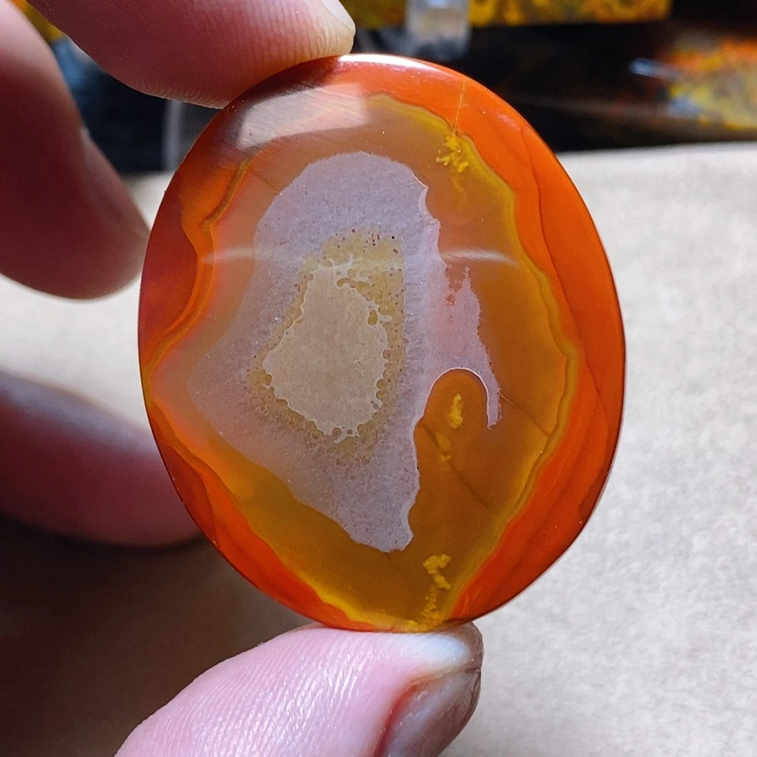 未镶嵌颈饰玛瑙/玉髓吉***1
