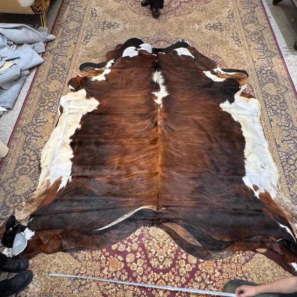 【本尼家】K1529 255*205专拍牛皮地毯家用轻奢