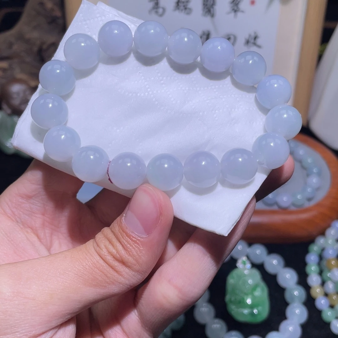 定制翡翠未镶嵌手串