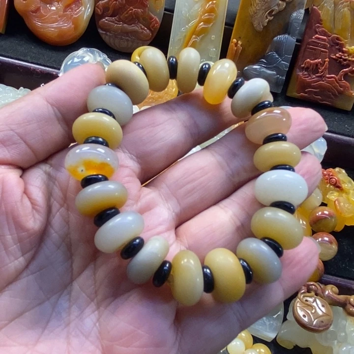 石英质玉（黄龙玉）未镶嵌黄龙玉