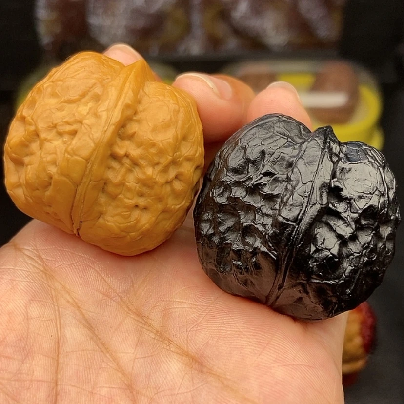 【闪购商品】文玩核桃把件38尺帝王筋元宝