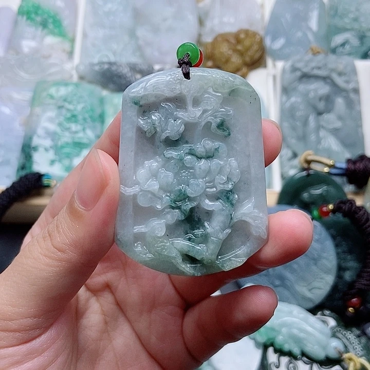 翡翠未镶嵌吊坠(不含链)翡翠