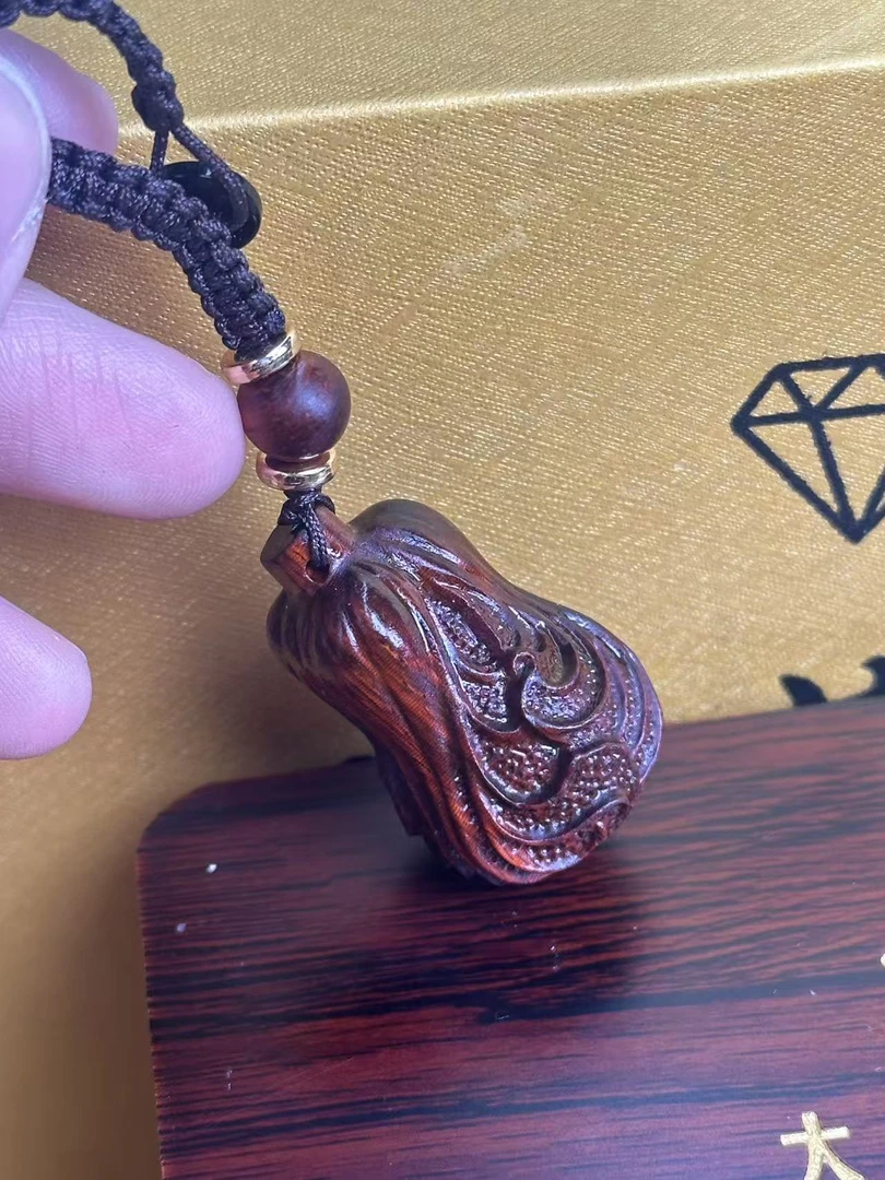 小叶紫檀吊坠挂件【白菜】檀香紫檀手把件经典时尚