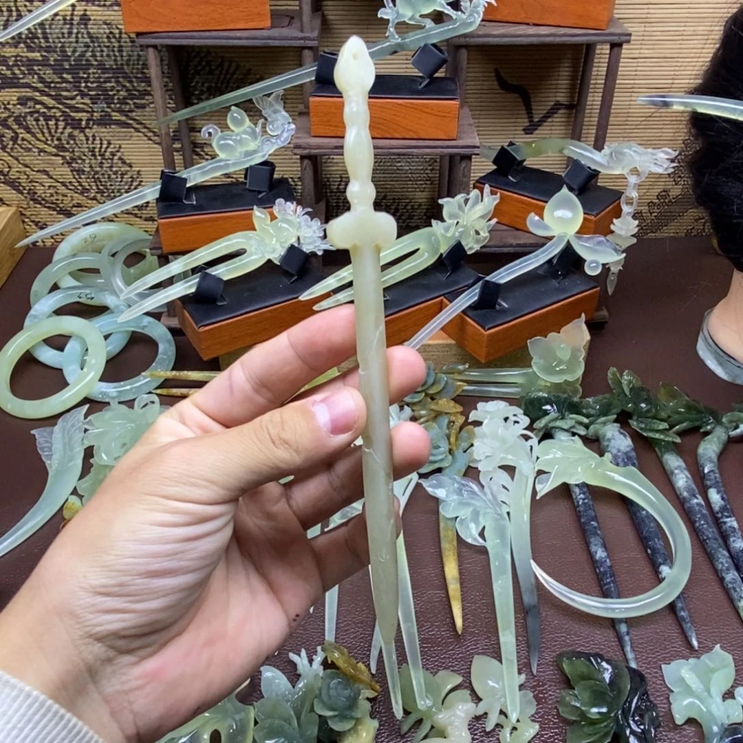 蛇纹石玉未镶嵌发饰