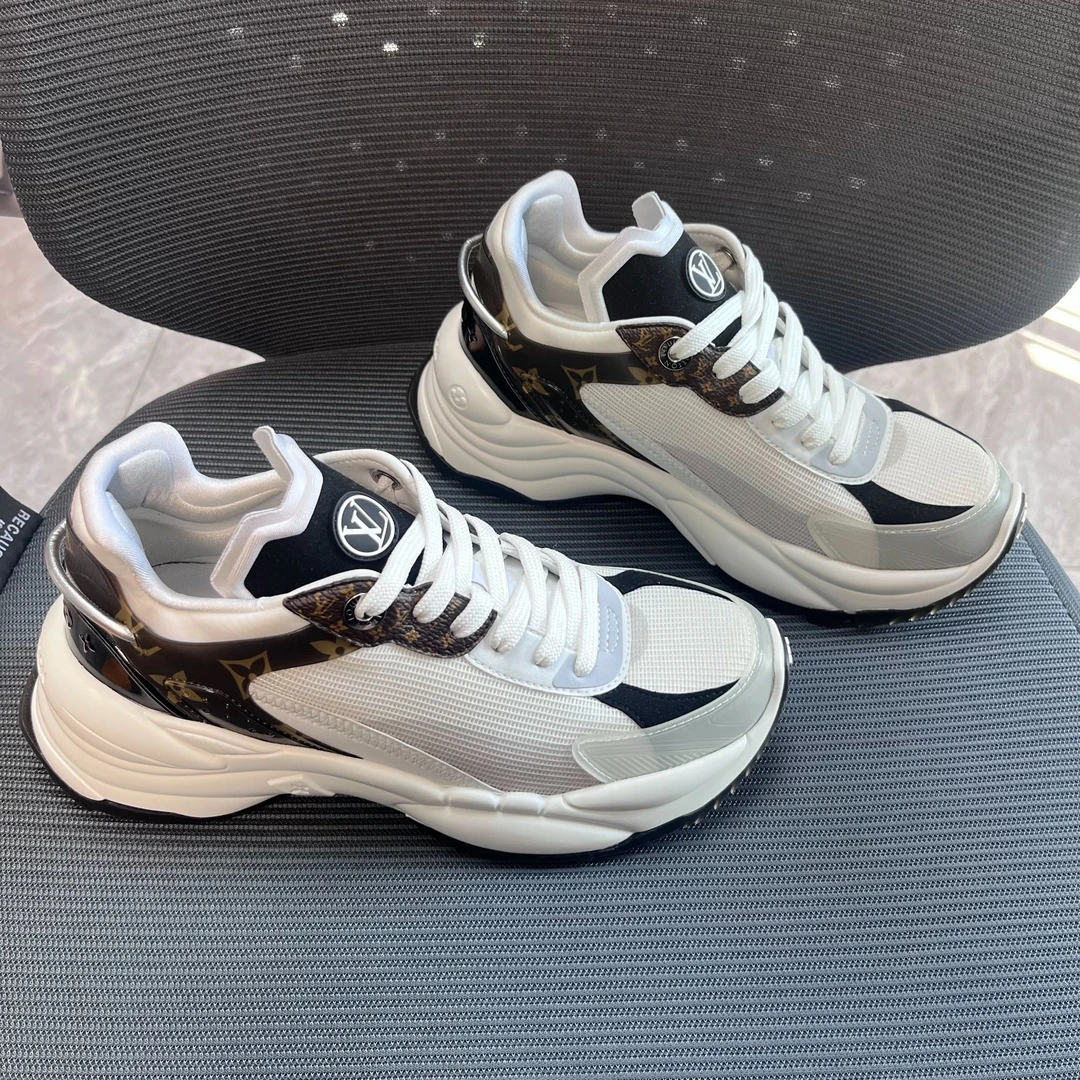 全新未使用 LouisVuitton/路易威登 F 36码！试穿！run55运动鞋白棕